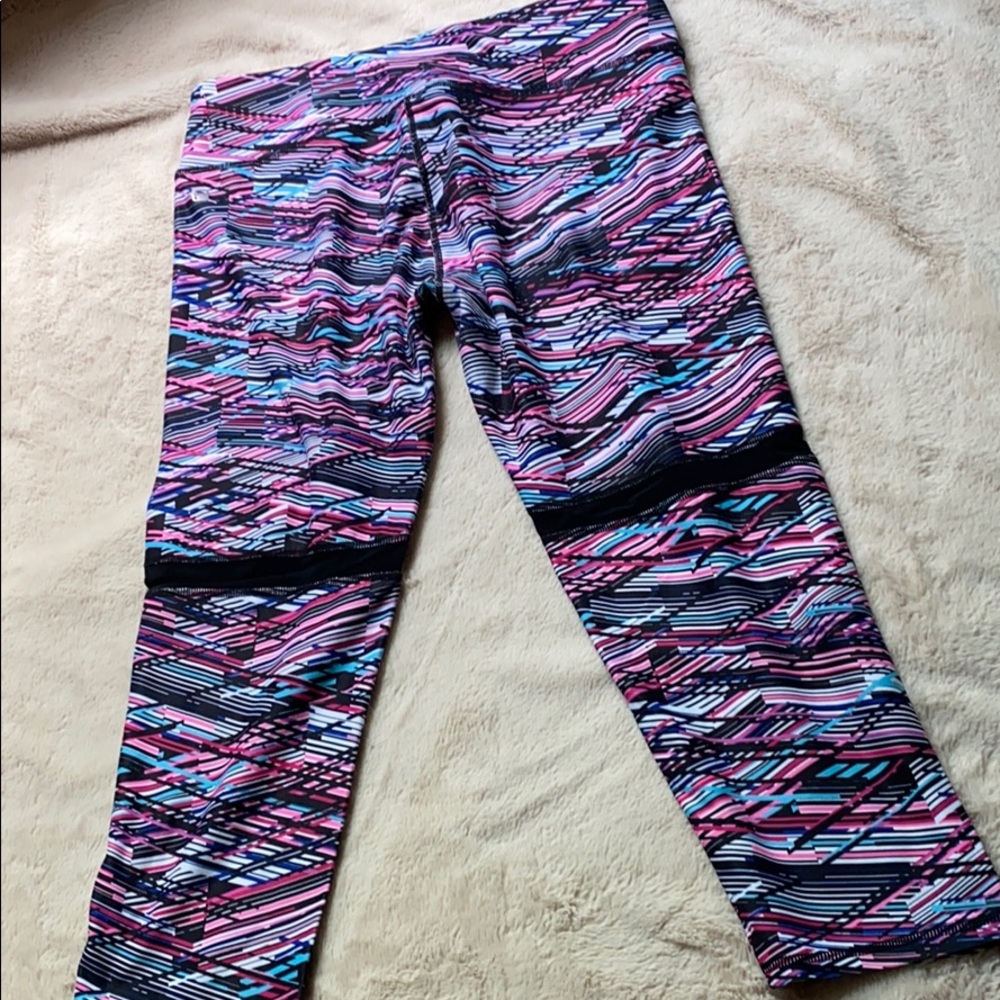 Fabletics Capris - image 2